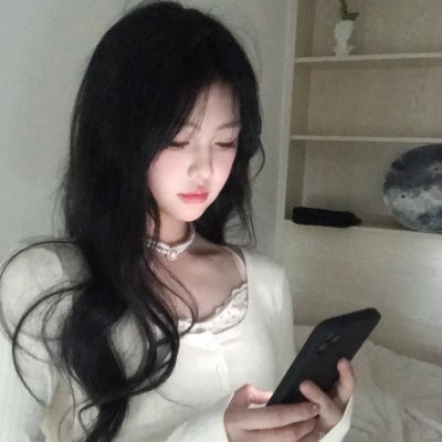 八彩林亚珍