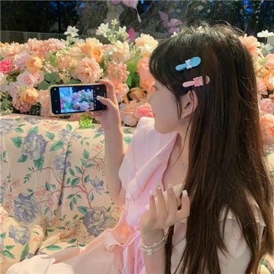 国子监来了个女弟子